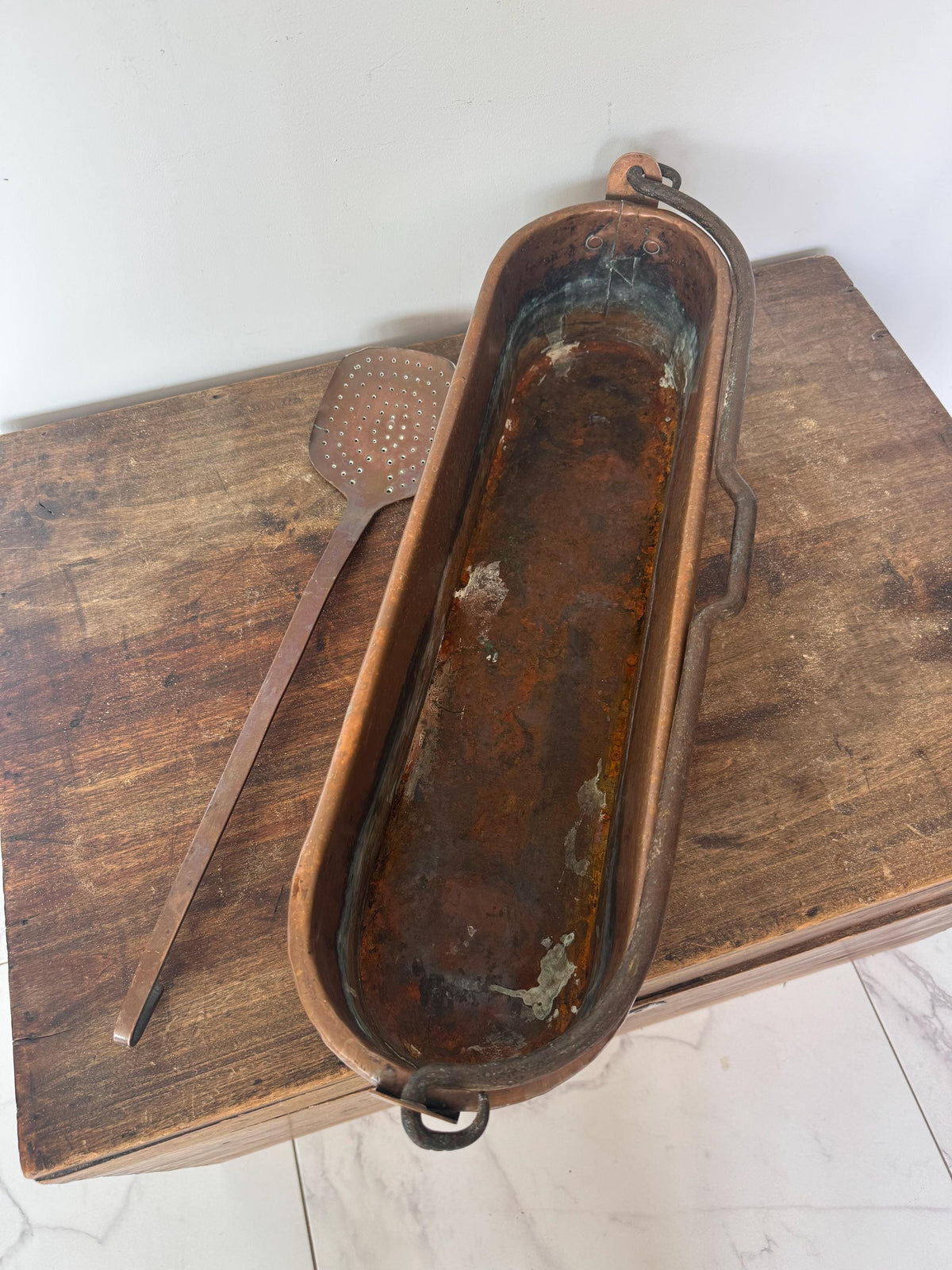Ancienne poissonnière en cuivre