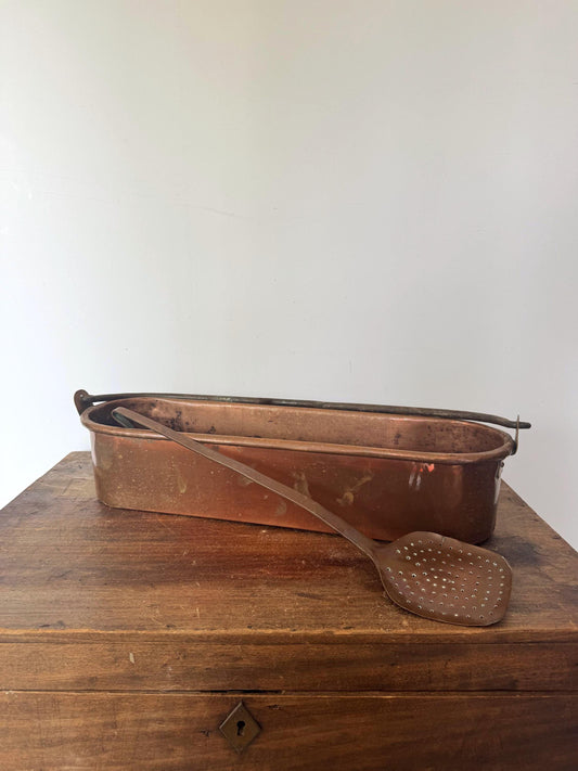 Ancienne poissonnière en cuivre