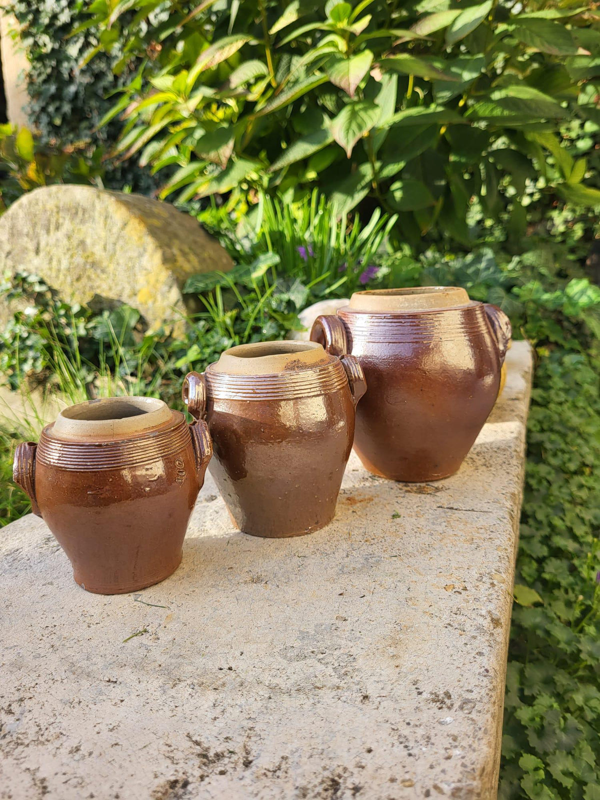 Pots en grès vernissé