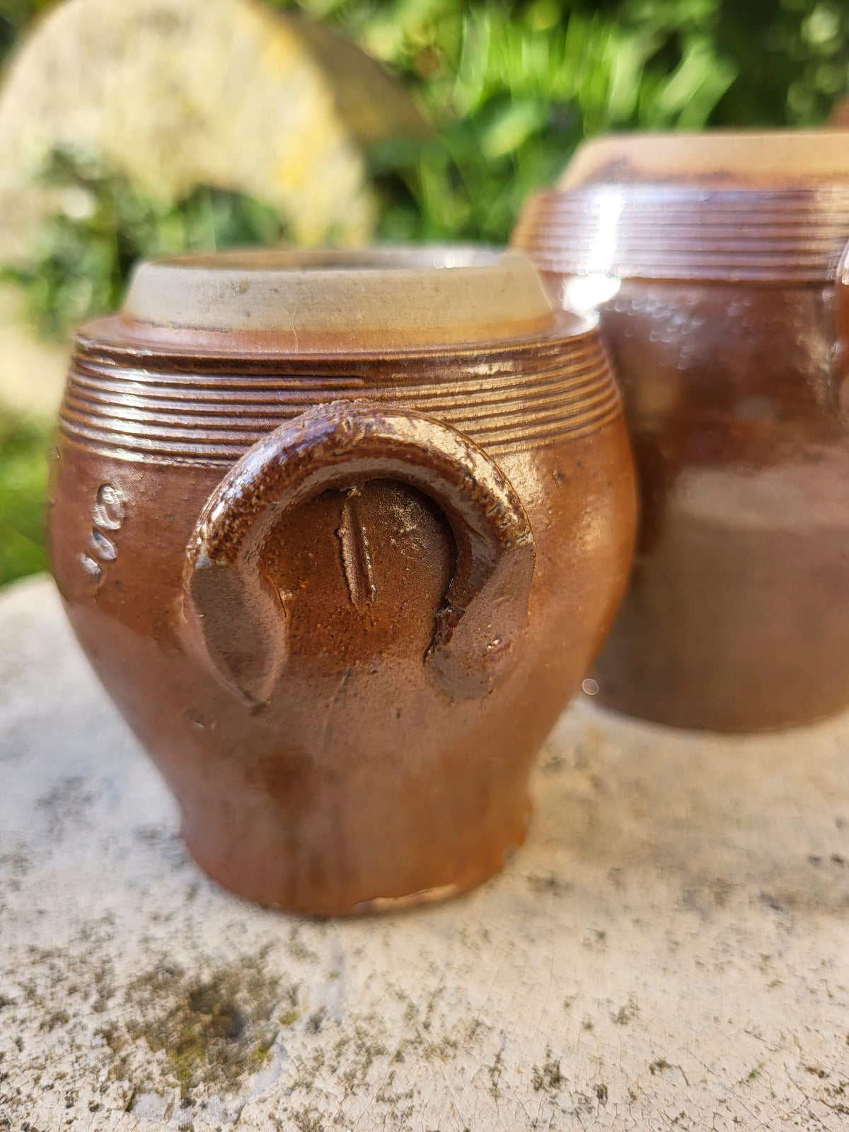 Pots en grès vernissé