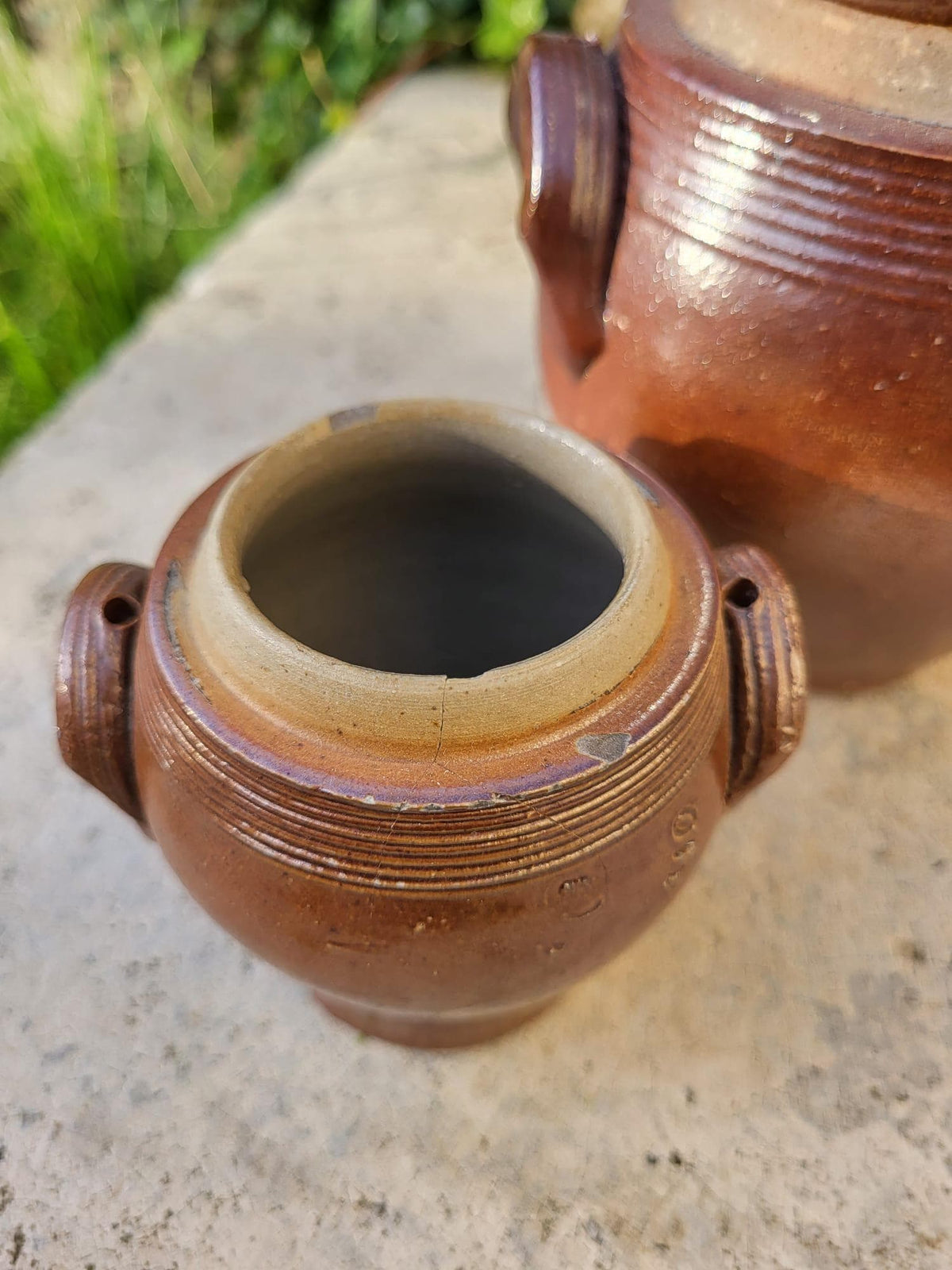 Pots en grès vernissé