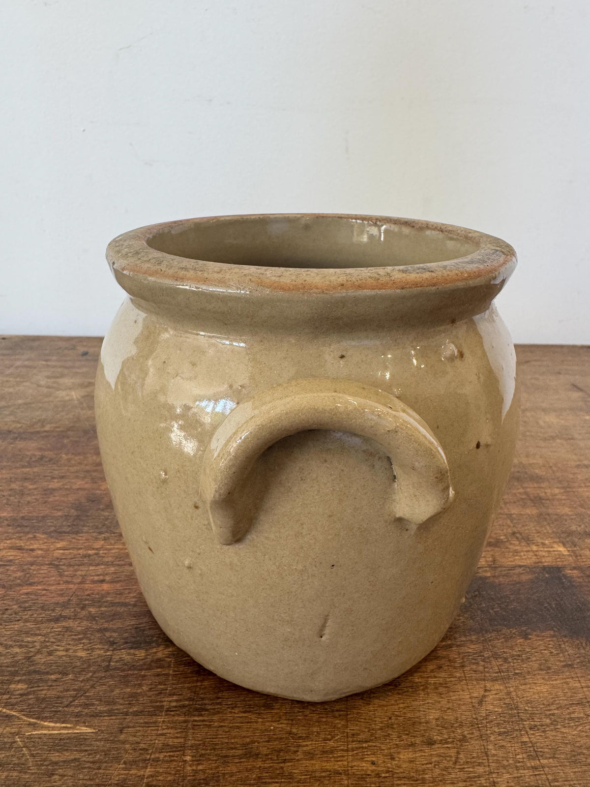 Pot en grès vernissé