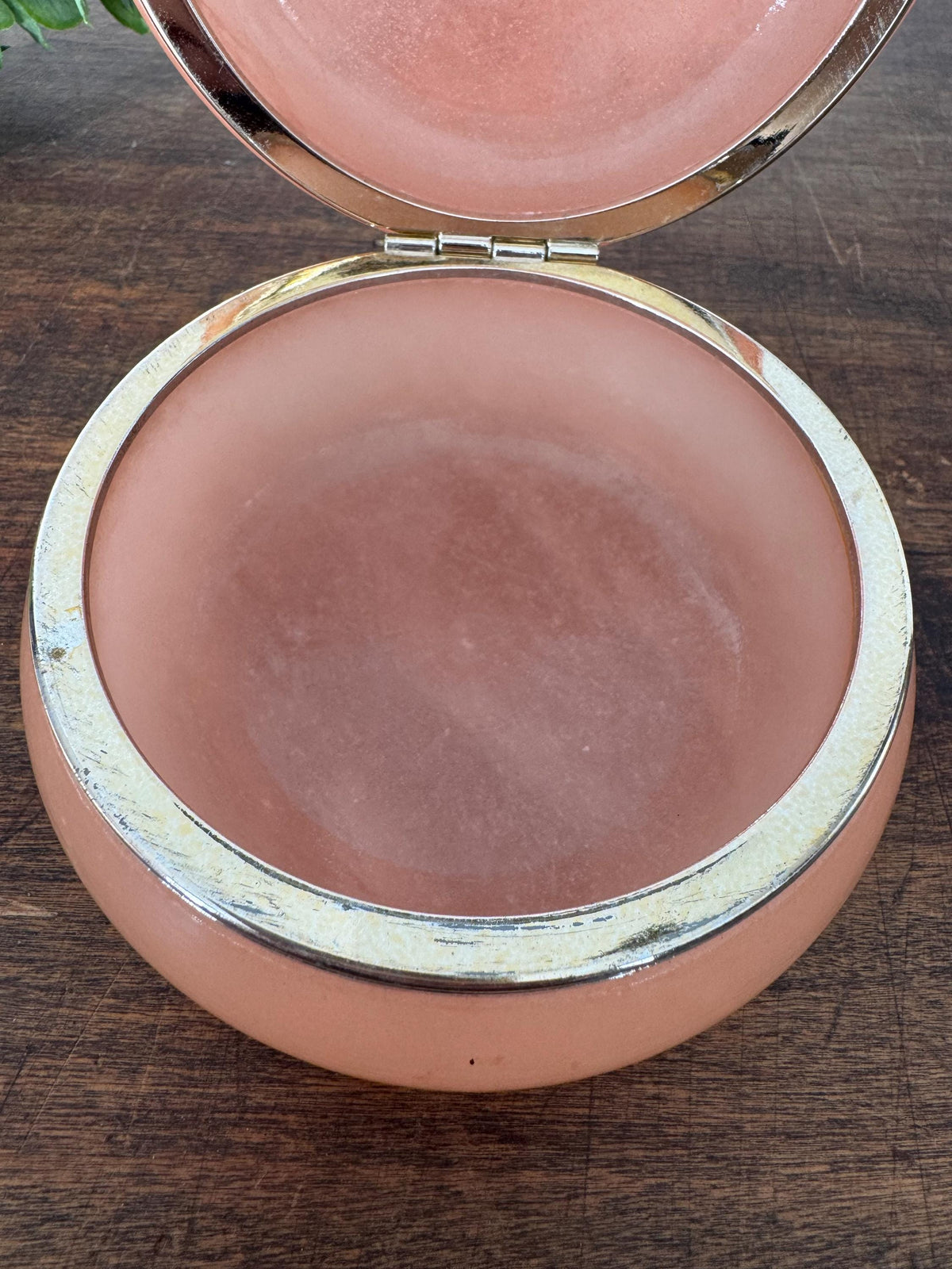 Boîte pilulier en albâtre