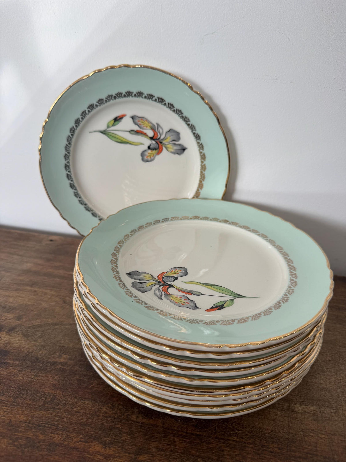Assiettes porcelaine française Fleurs
