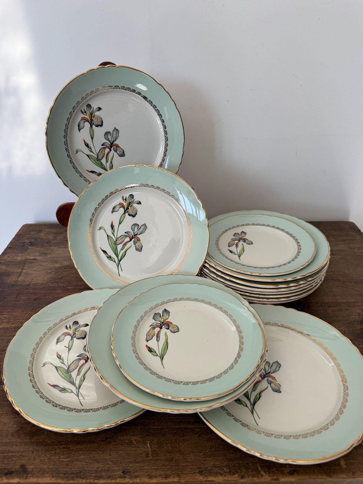 Assiettes porcelaine française Fleurs