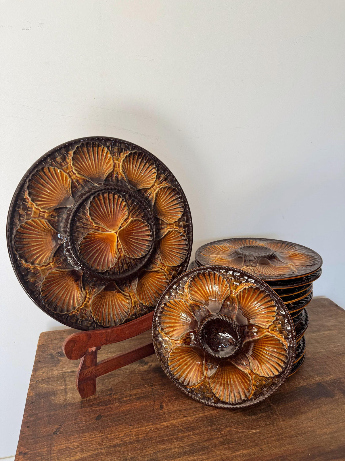 Assiettes à huitres barbotine française Longchamp