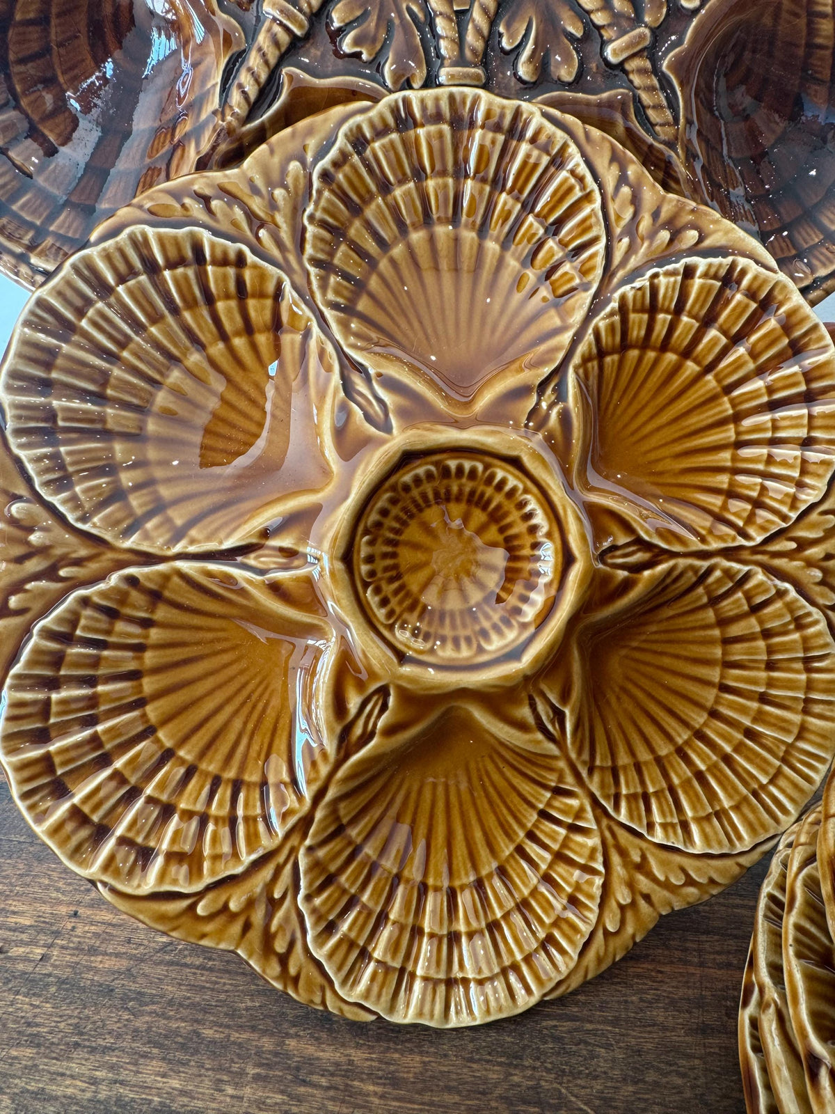Assiettes à huitres barbotine française Sarreguemines