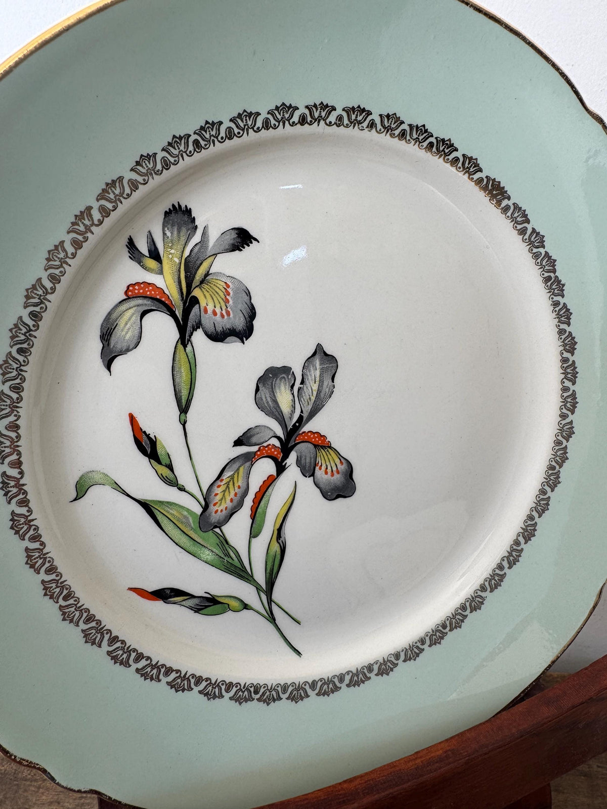 Assiettes porcelaine française Fleurs