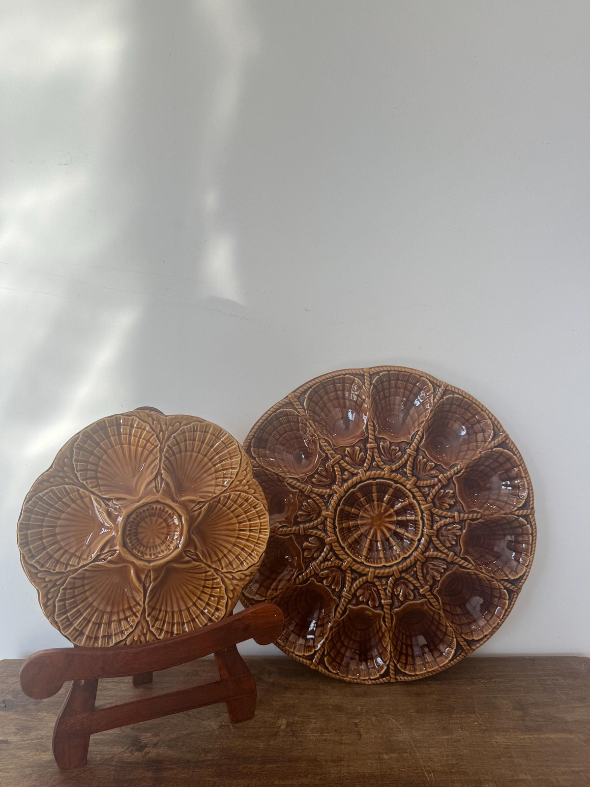 Assiettes à huitres barbotine française Sarreguemines