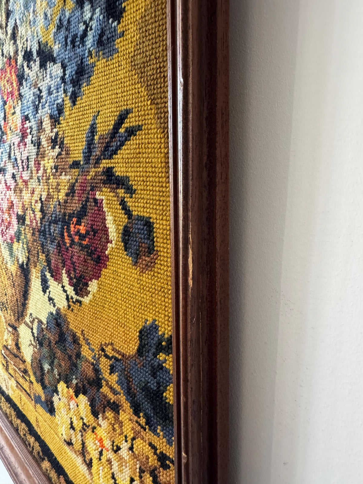 Tableau fleur broderie canevas vintage