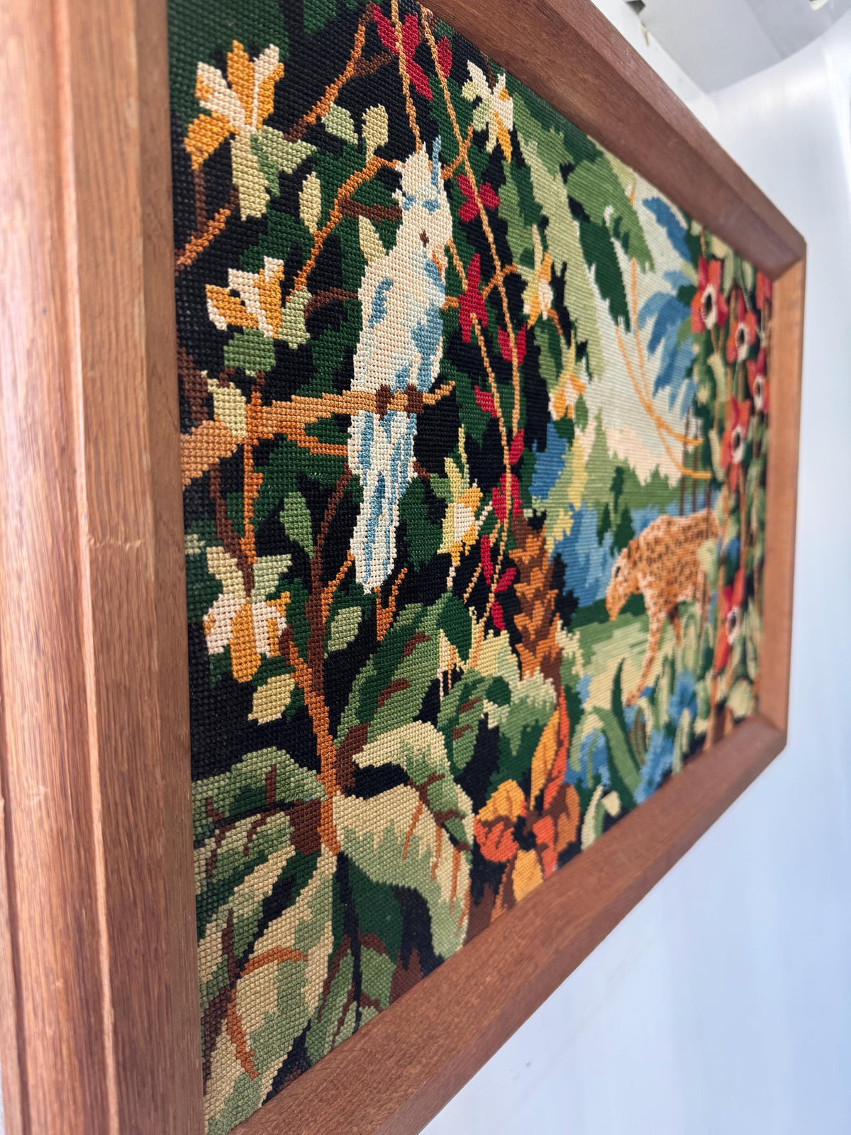 Tableau jungle broderie canevas vintage