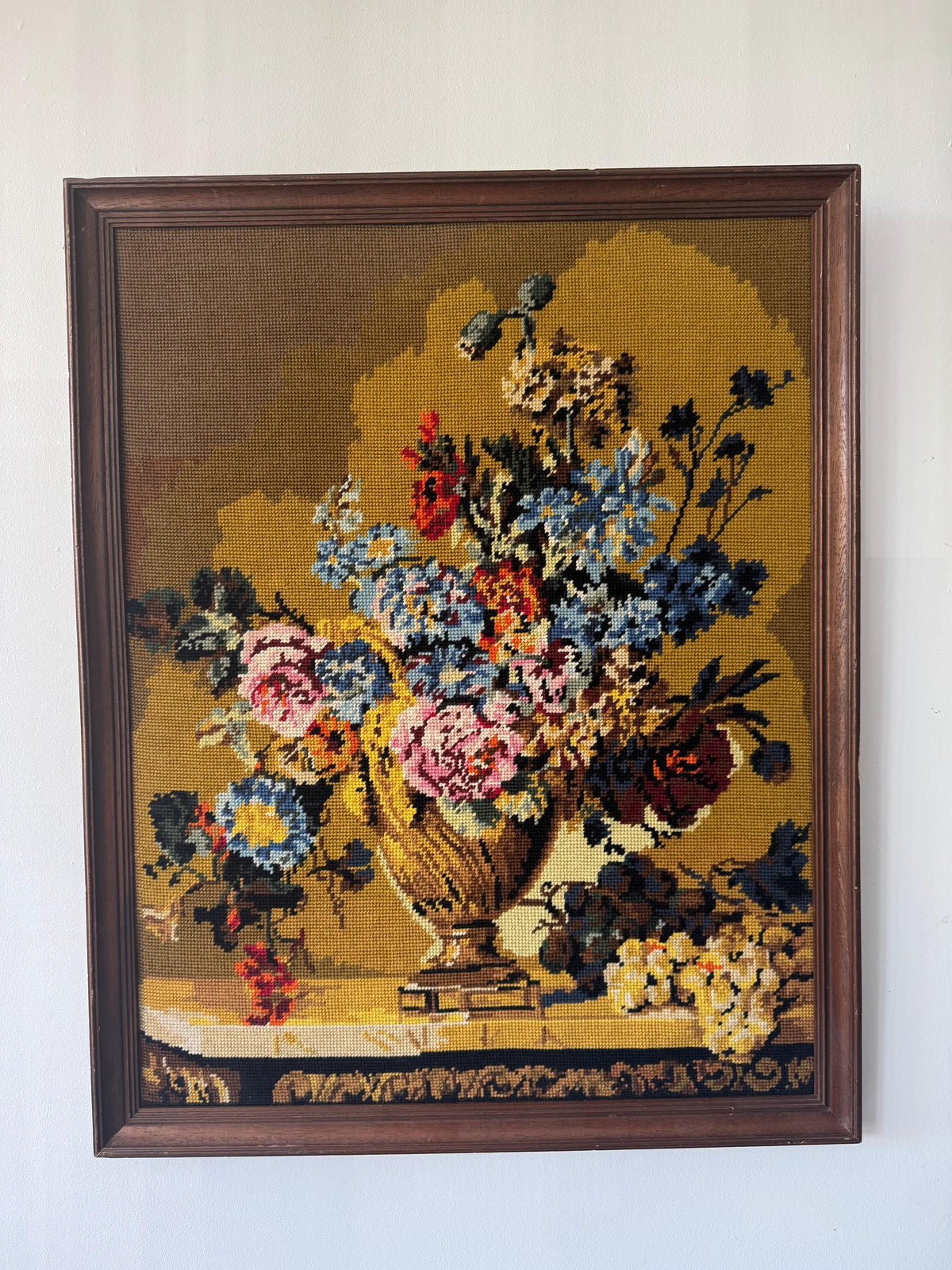 Tableau fleur broderie canevas vintage