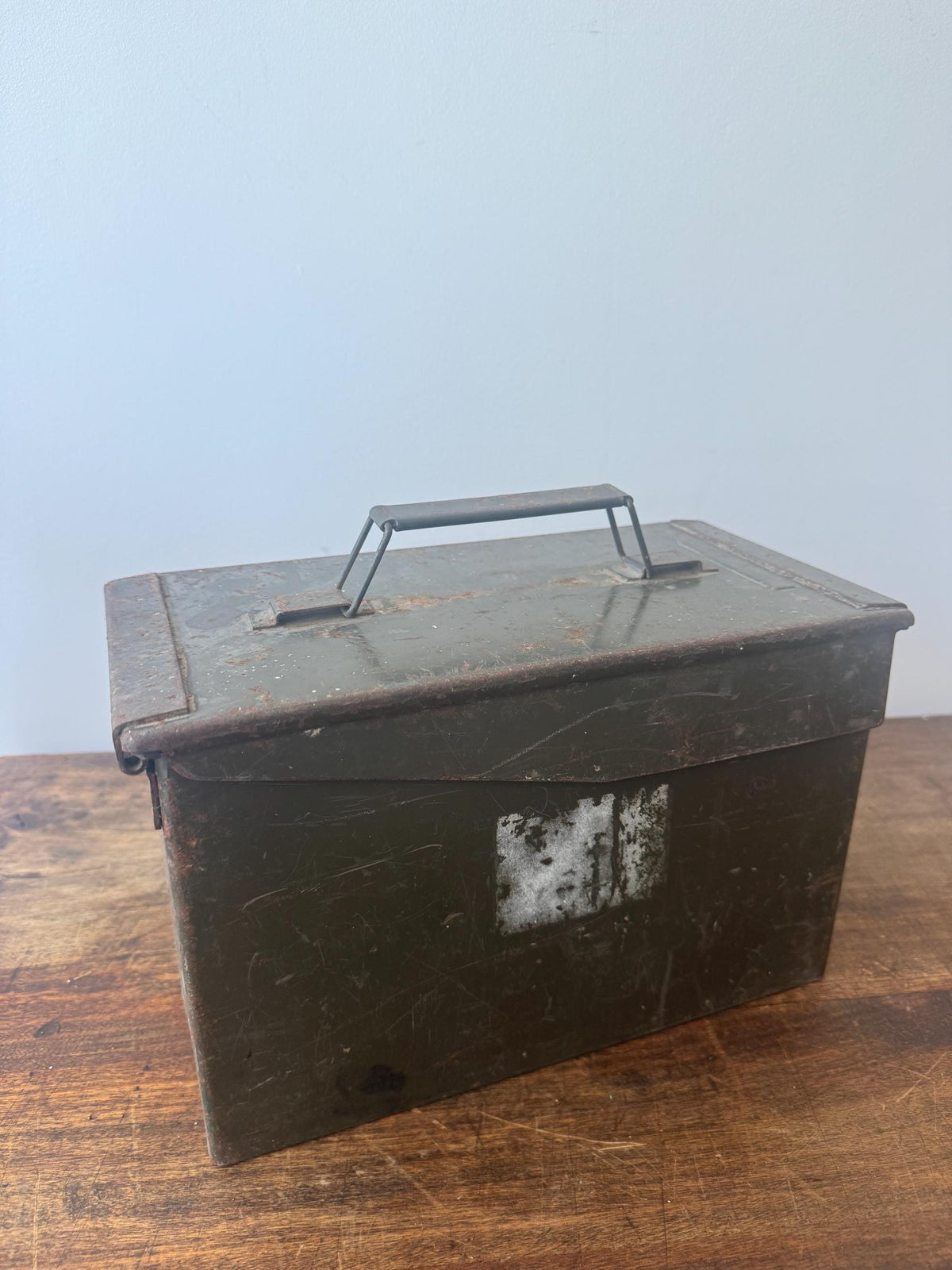 Caisse militaire munition ancienne métal
