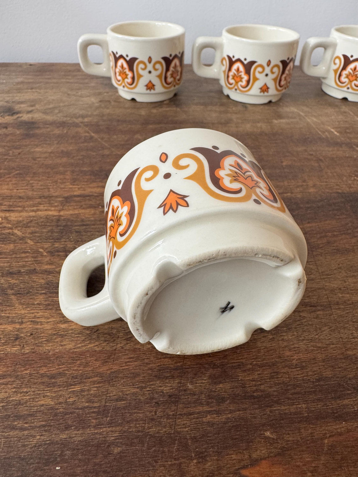 Tasse rétro orange et marron