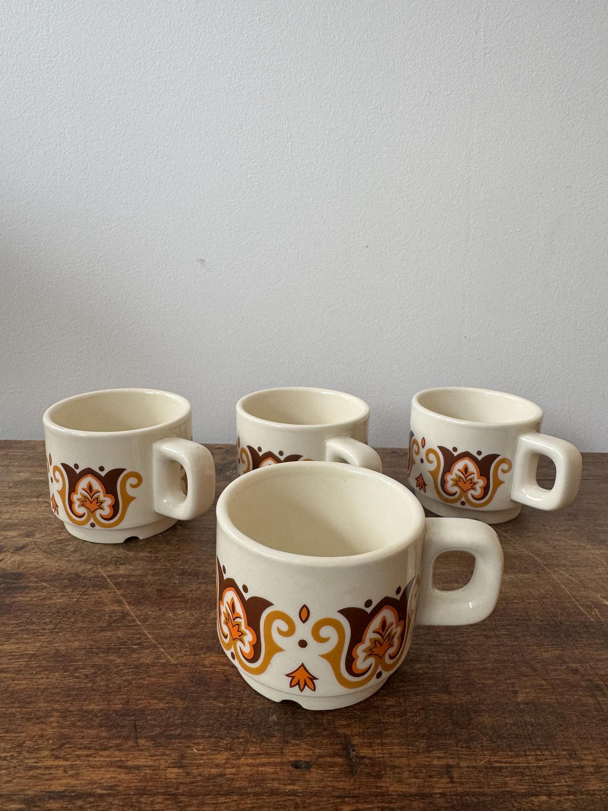 Tasse rétro orange et marron
