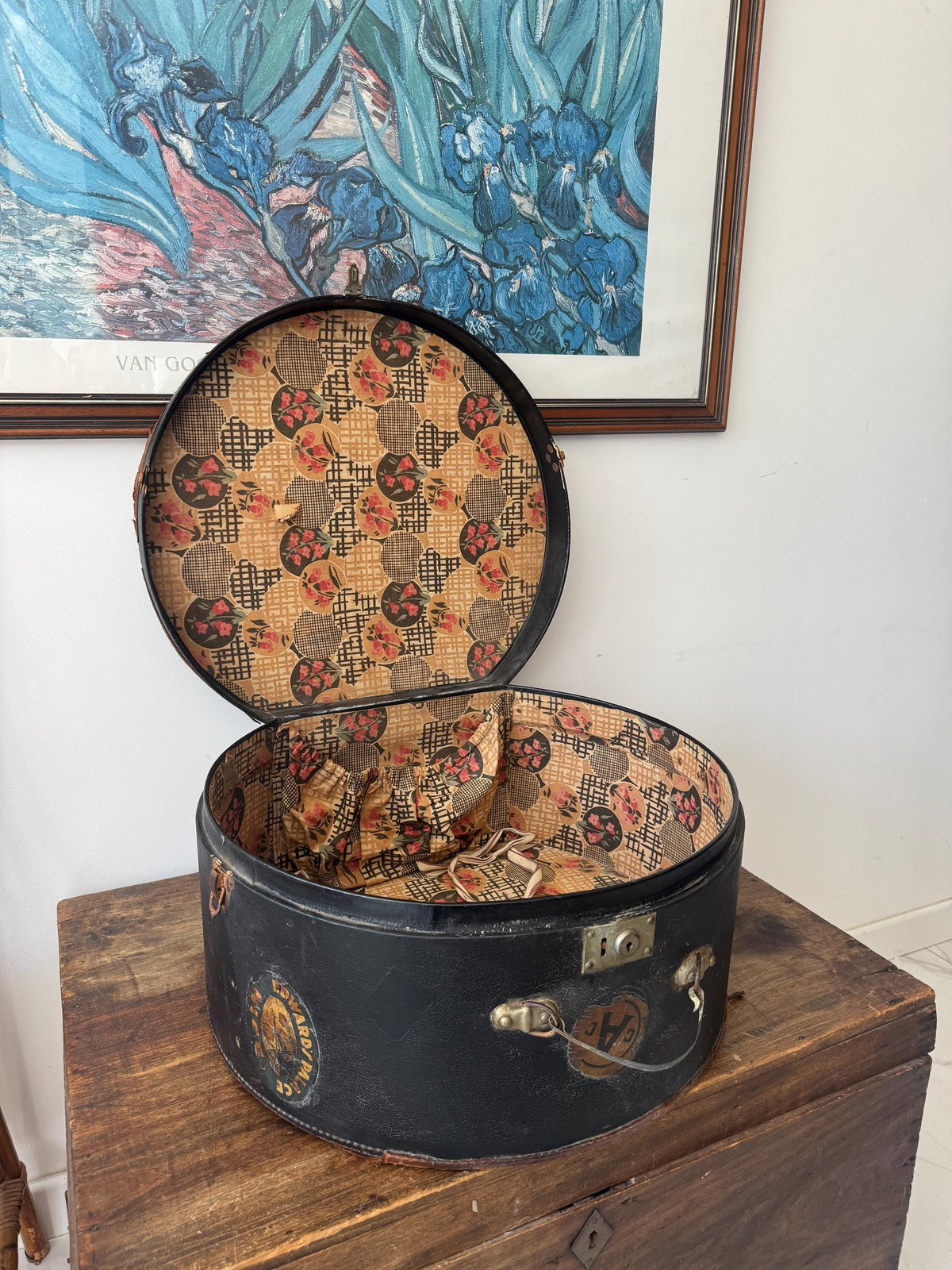 Boite à chapeaux ancienne