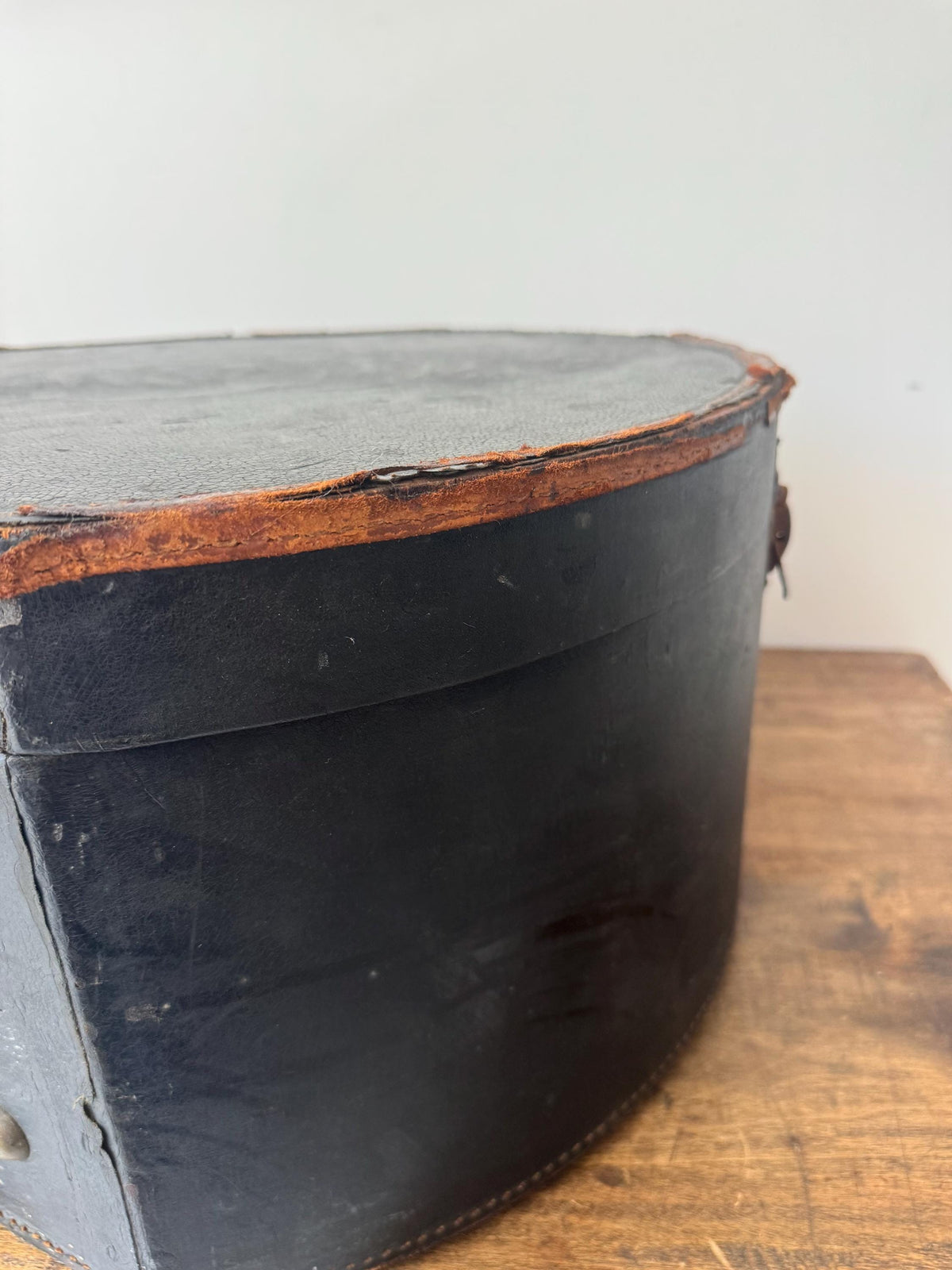 Boite à chapeaux ancienne