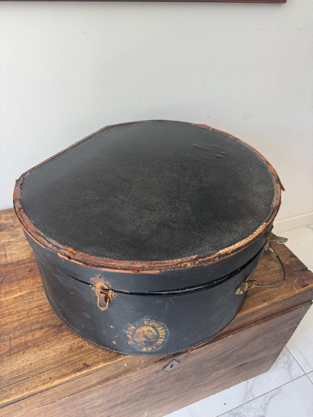 Boite à chapeaux ancienne