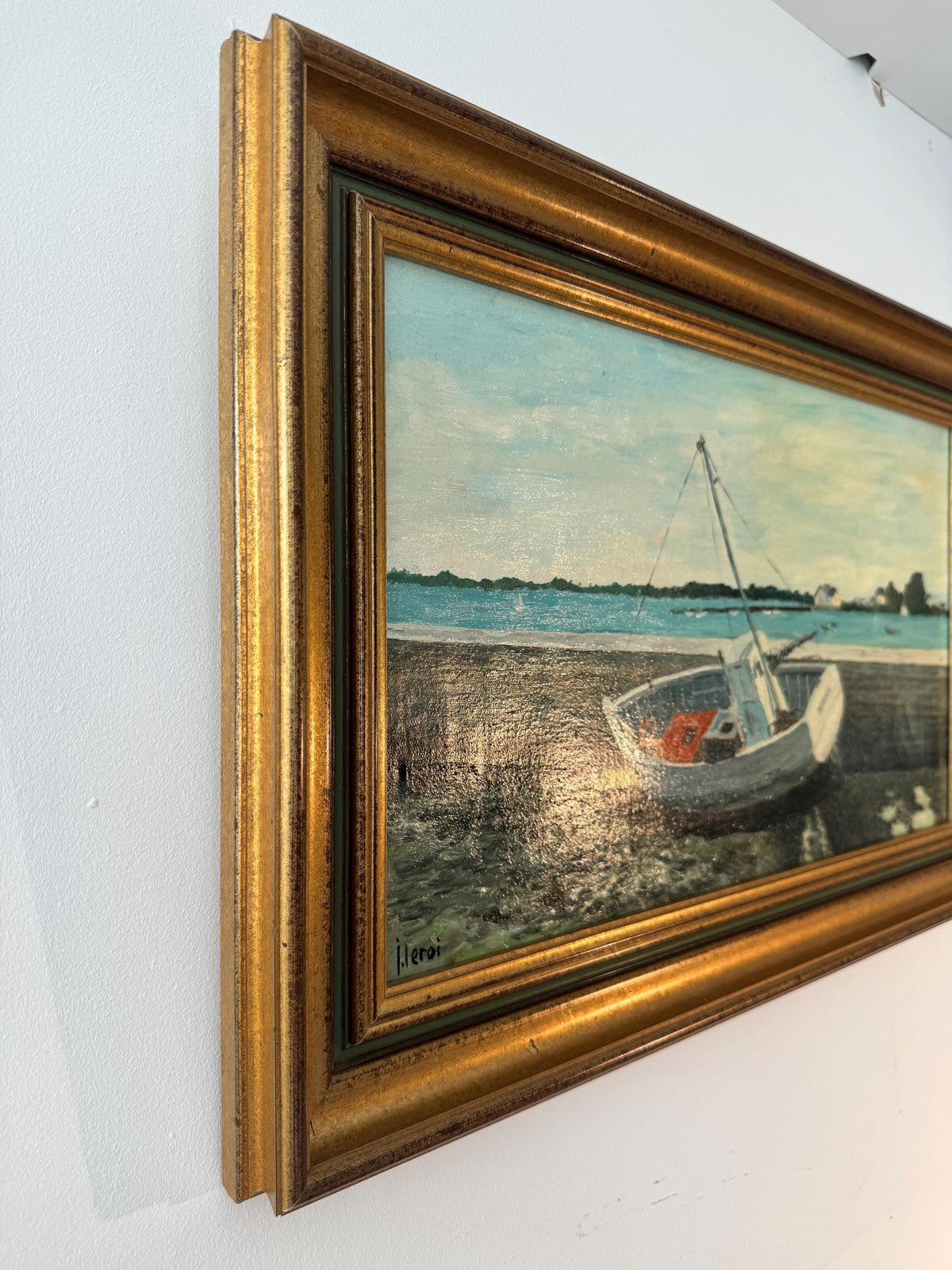 Tableau marin vintage signé – Peinture à l’huile sur toile – Bateau de pêche – Marine française – Cadre doré ancien