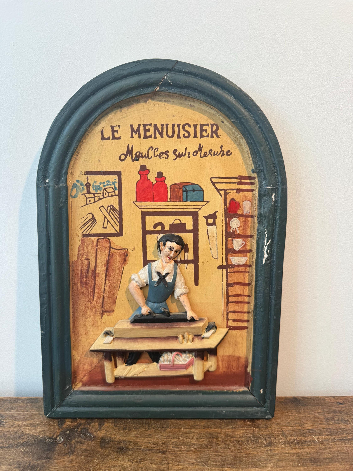 Lot de 5 tableaux vintage en bois – métiers anciens – art populaire – personnages en relief