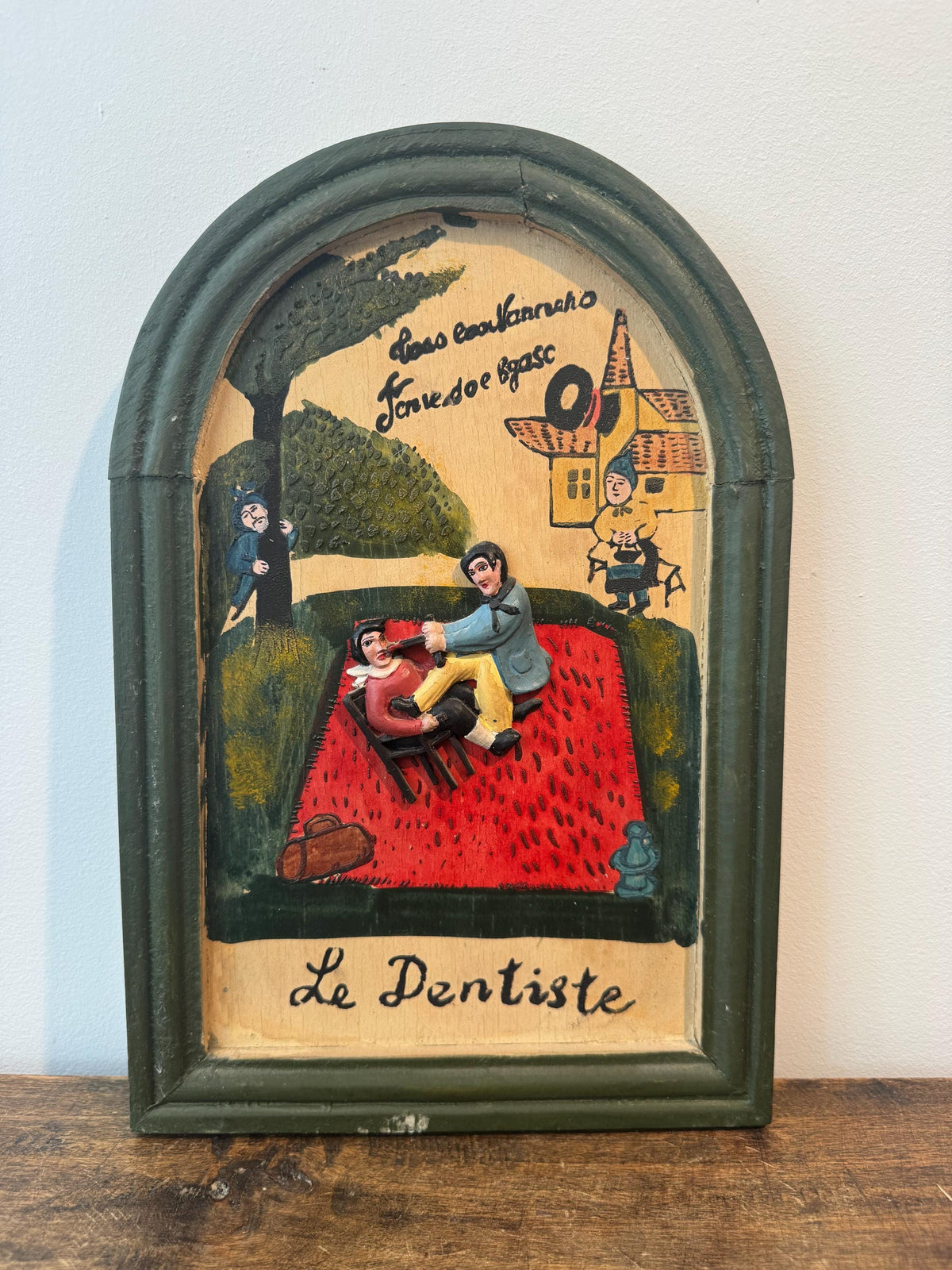 Lot de 5 tableaux vintage en bois – métiers anciens – art populaire – personnages en relief