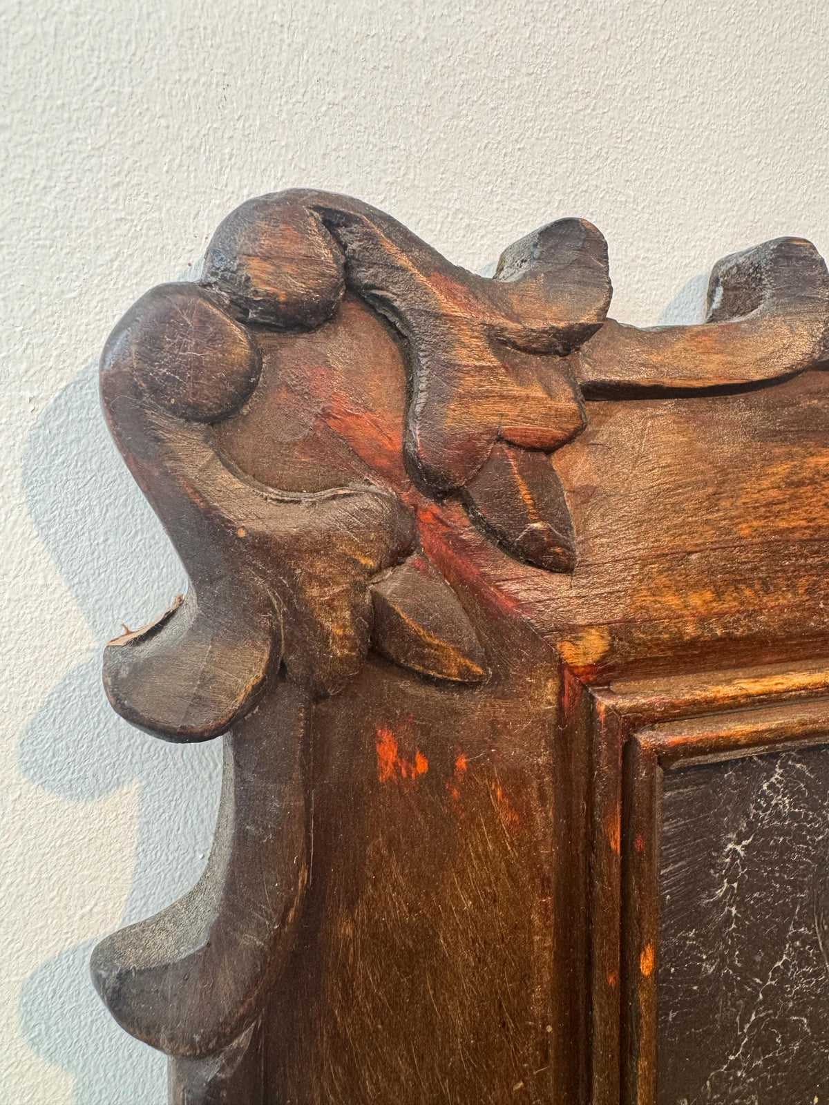 Paire de tableaux vintage Léonard de Vinci – La Dame à l’hermine & La Belle Ferronnière – Cadres bois sculpté
