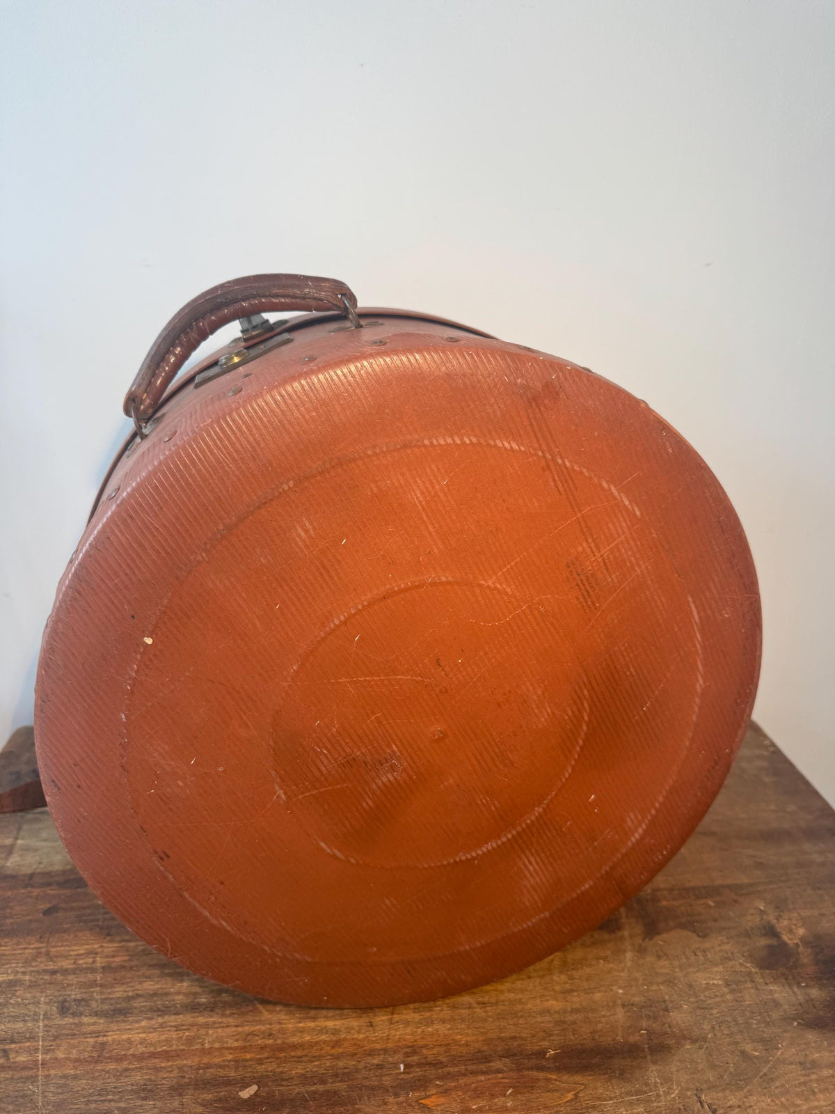 Boîte à chapeau ancienne ronde – Valise à chapeau vintage – Boîte de voyage ancienne – Déco brocante